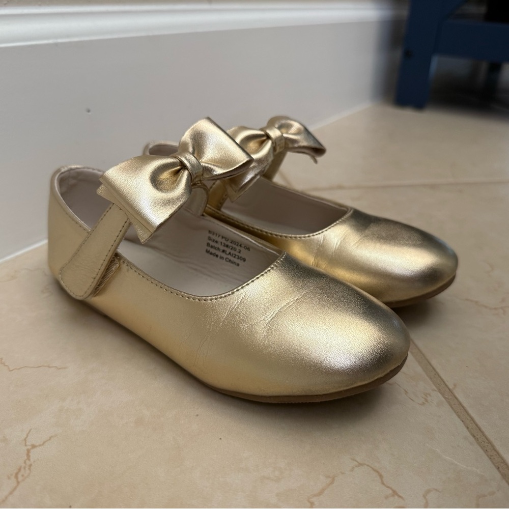 Felix & Flora Girl Dress Shoes - Gold Size 13 Little Kid - Picture 3 of 5